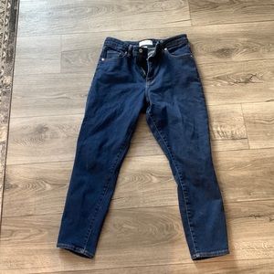 Brand new w/o tags Abercrombie jeans! Size 12r. They are curve love style.
